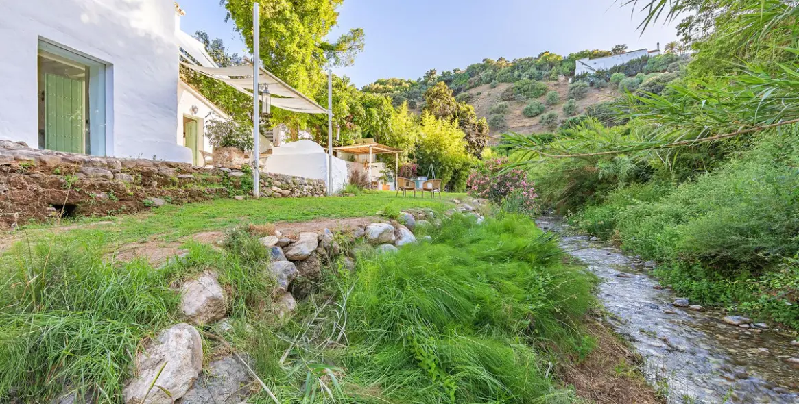 Продажа финки в Coín 28