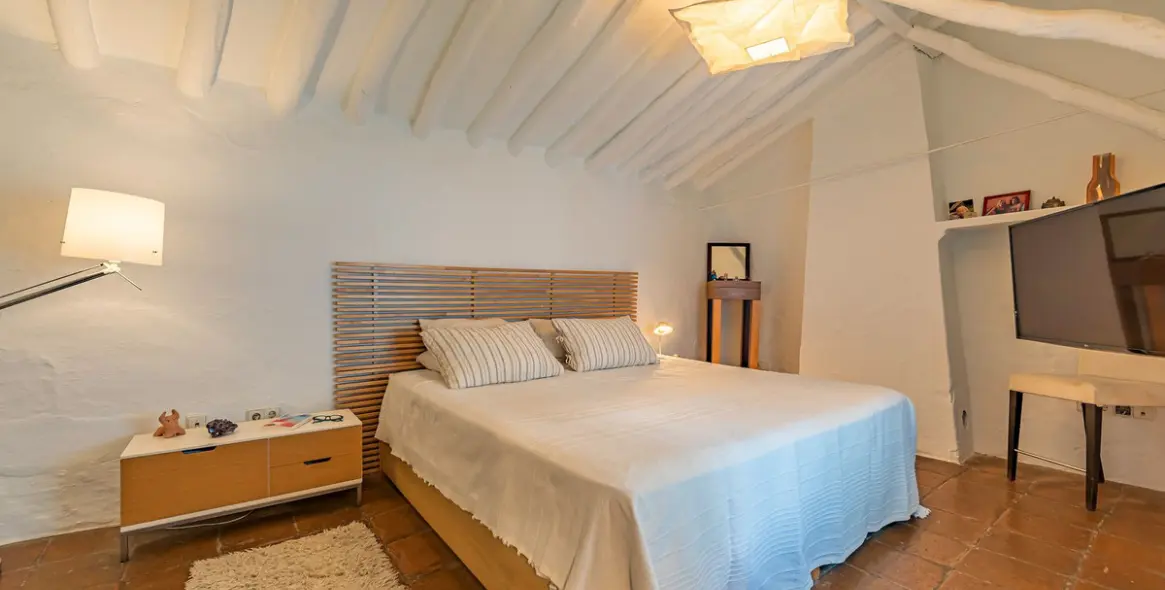 Продажа финки в Coín 63