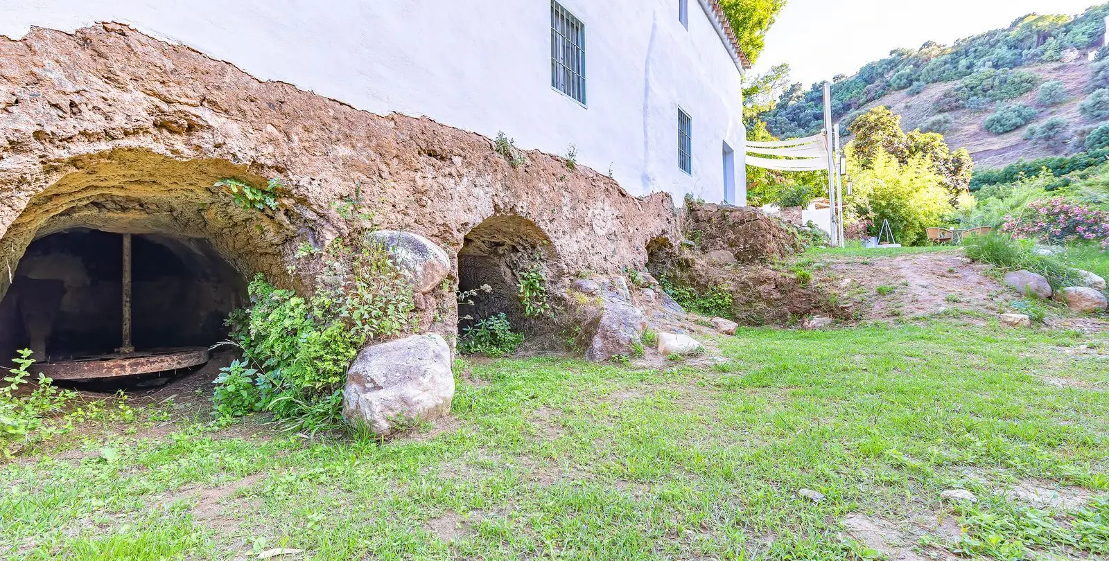 Sale of finca - cortijo in Coín 25