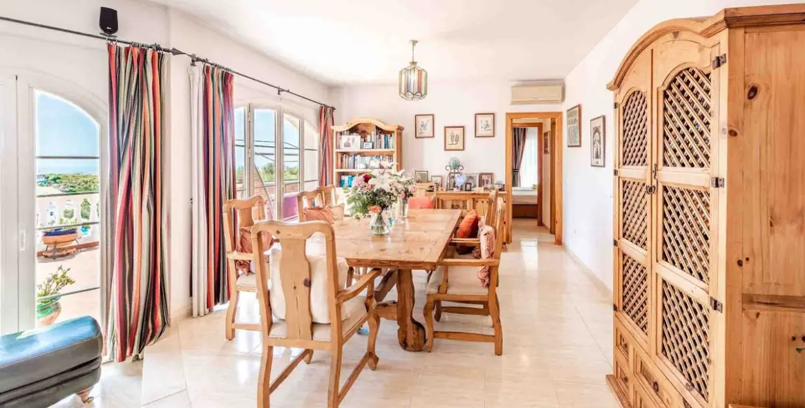 Продажа  отдельно стоящей виллы в Nerja 5