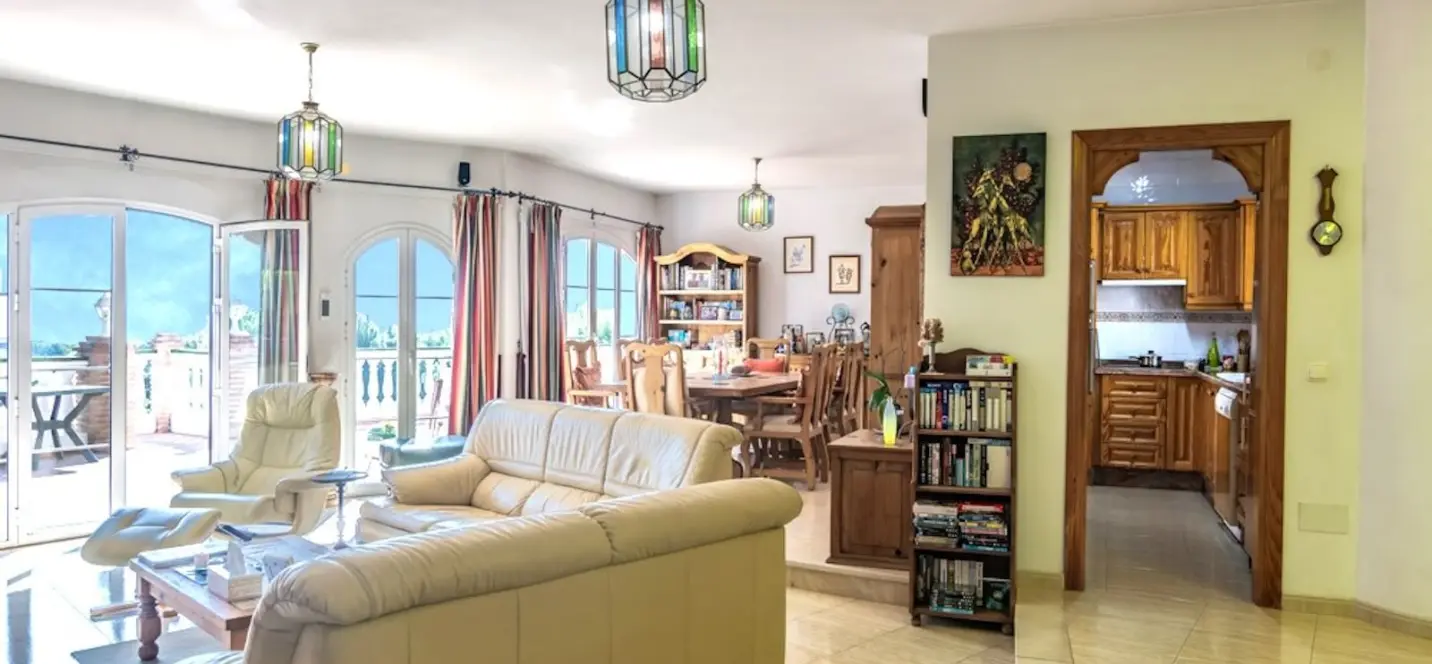 Venta de villa independiente en Nerja 3