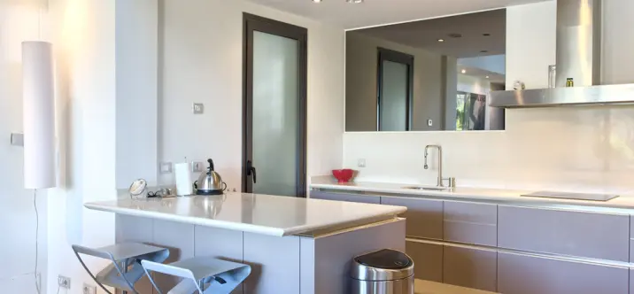 Venta de apartamento en planta baja en The Golden Mile 1