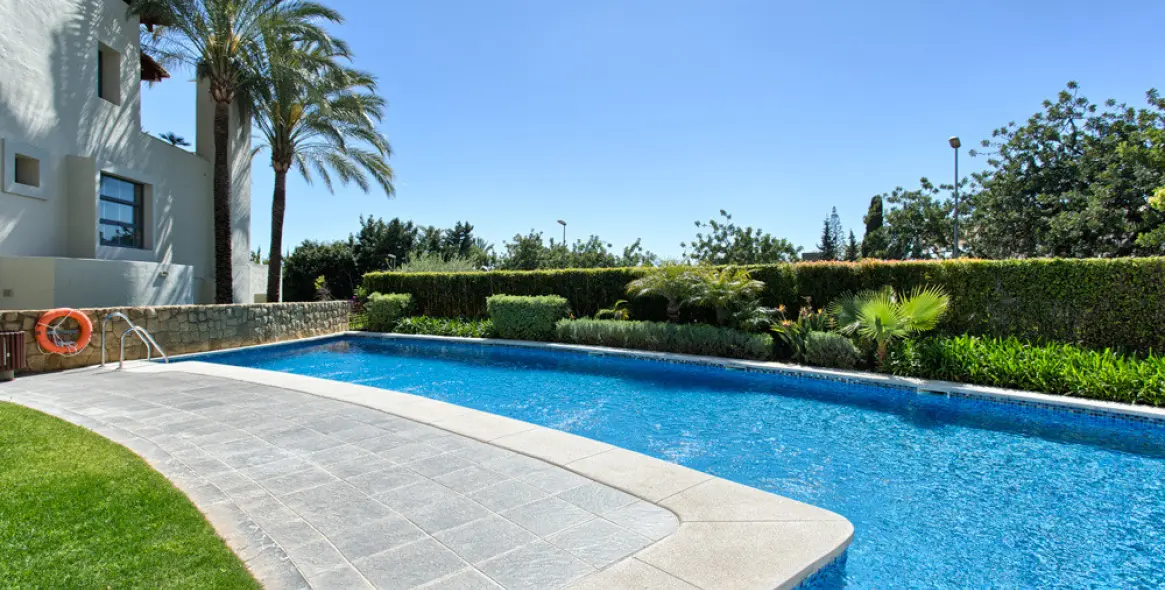 Venta de apartamento en planta baja en The Golden Mile 3