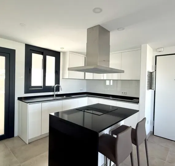 Long-term rent of ground floor apartment in Atalaya