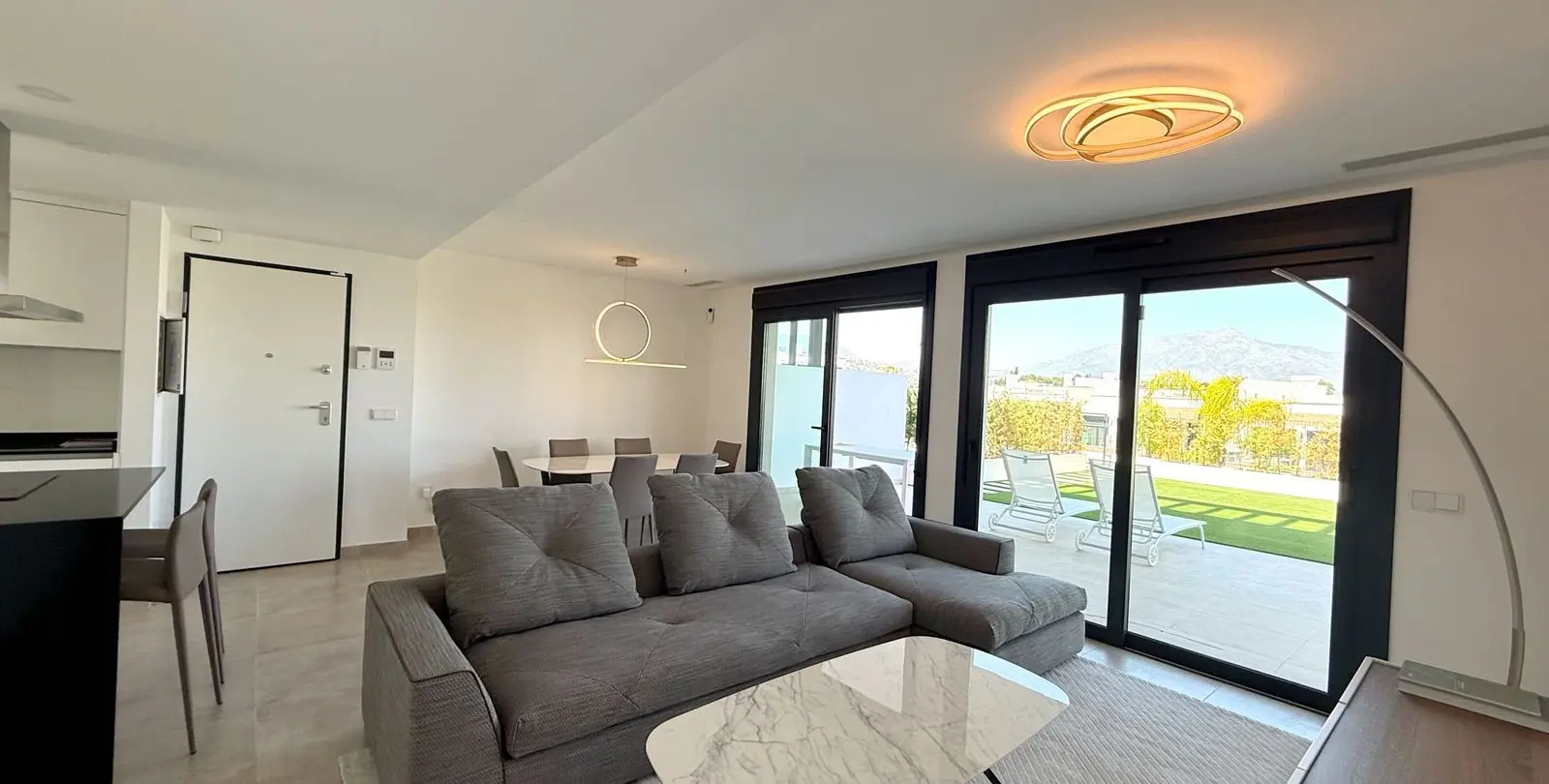 Long-term rent of ground floor apartment in Atalaya 4