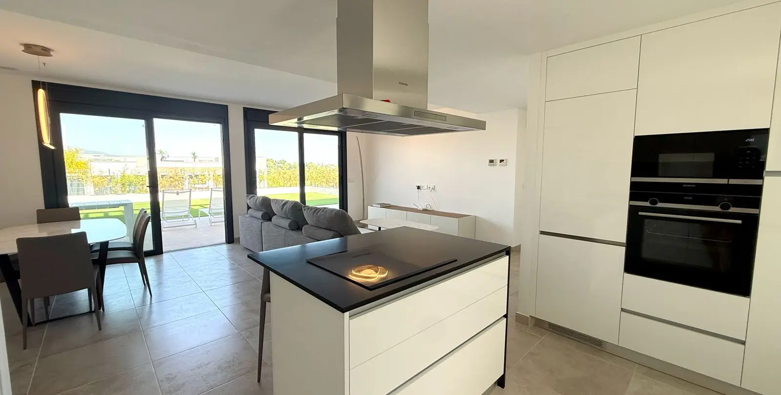 Long-term rent of ground floor apartment in Atalaya 7