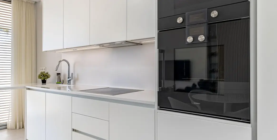 Продажа апартаментов на среднем этаже в Estepona 18