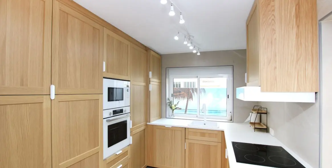 Sale of duplex in Estepona 16