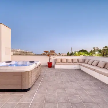 Venta de ático dúplex en San Pedro de Alcántara