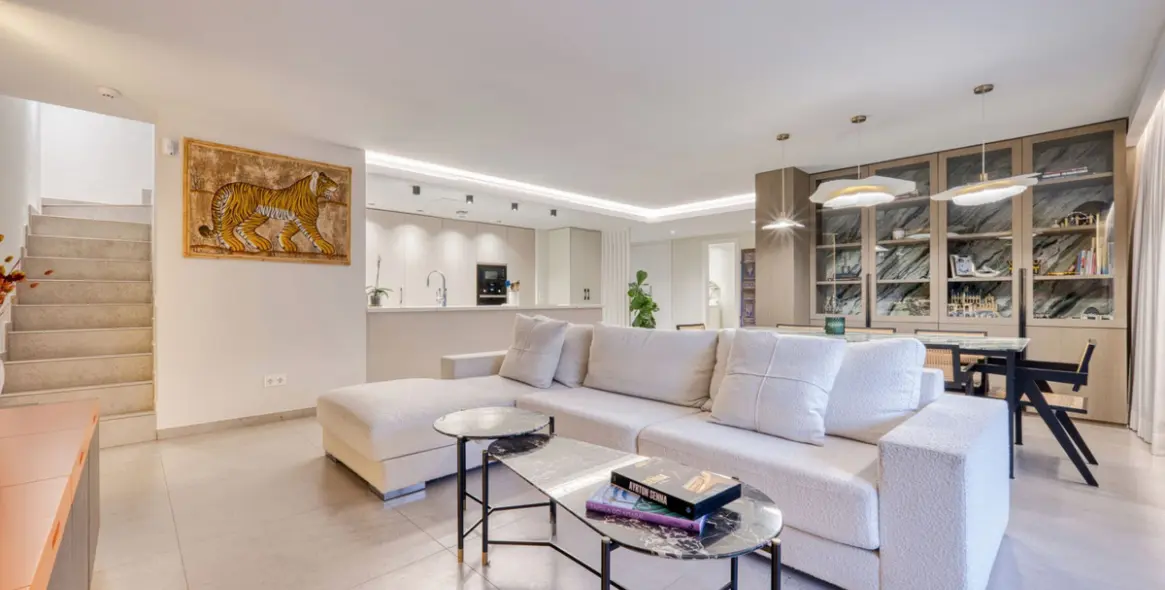 Продажа двухуровневого пентхауса в San Pedro de Alcántara 6