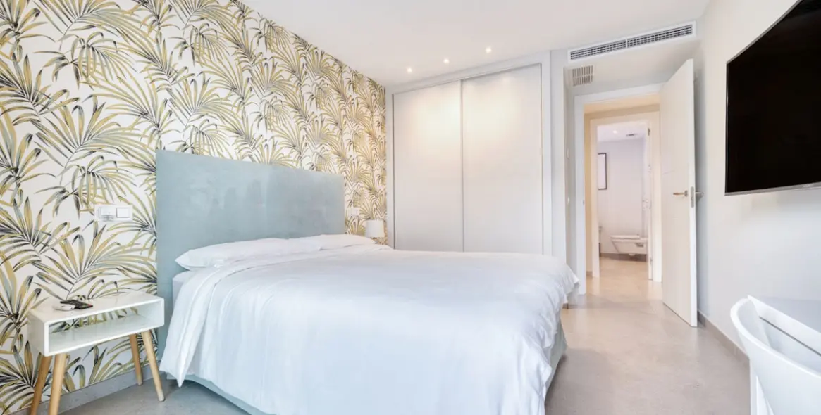 Продажа двухуровневого пентхауса в San Pedro de Alcántara 24