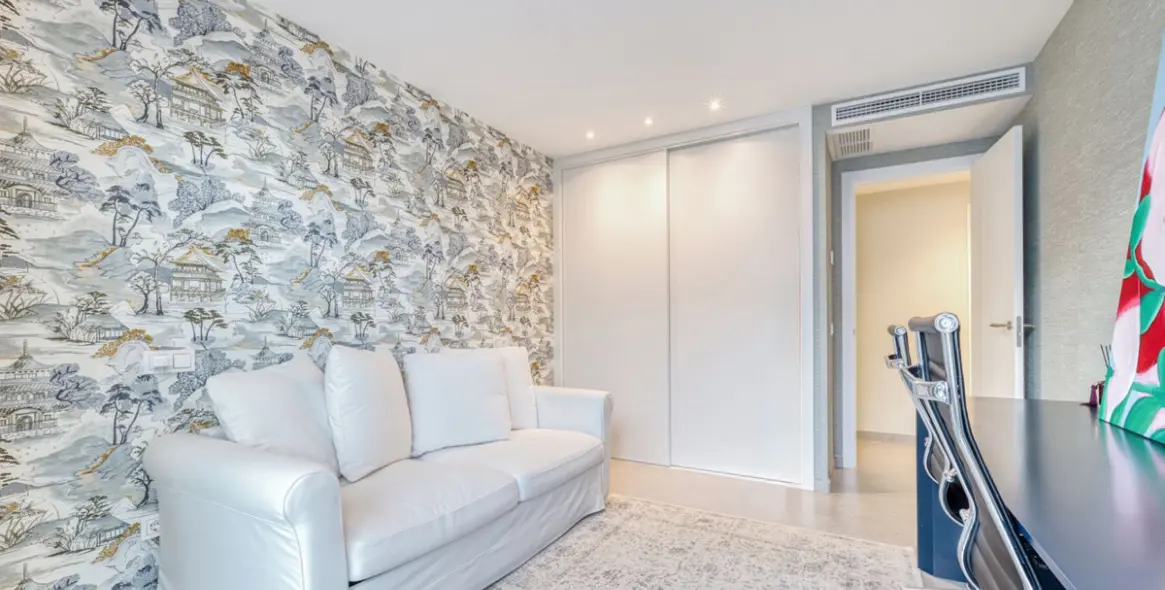 Продажа двухуровневого пентхауса в San Pedro de Alcántara 33