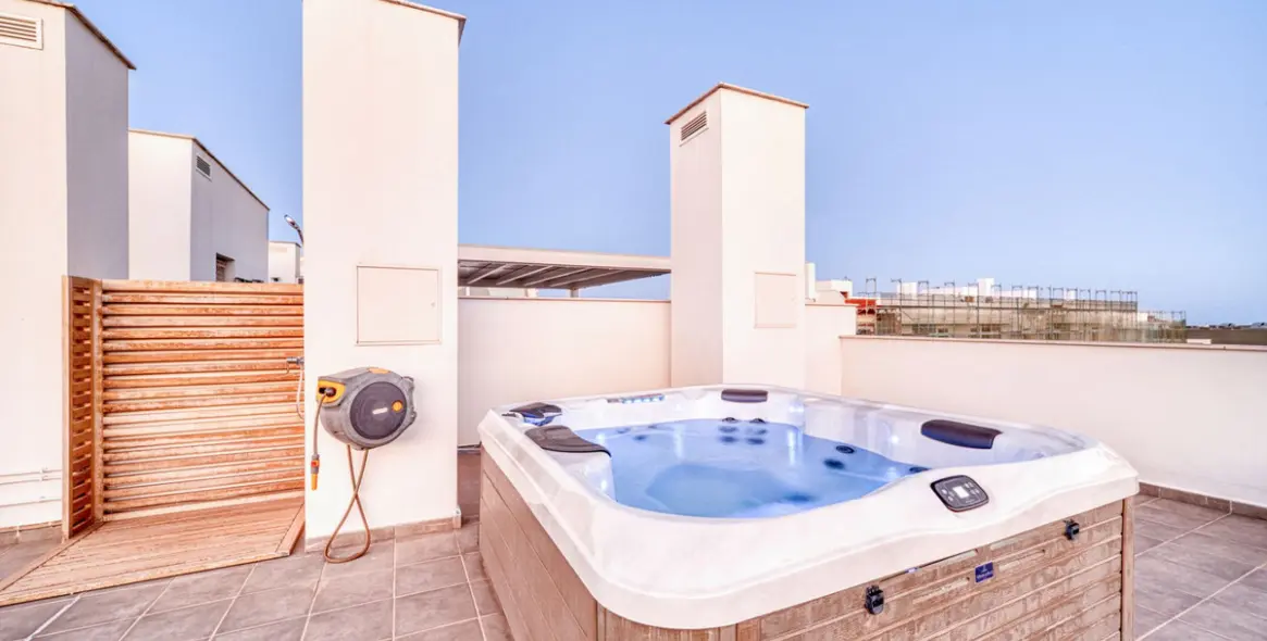 Продажа двухуровневого пентхауса в San Pedro de Alcántara 38