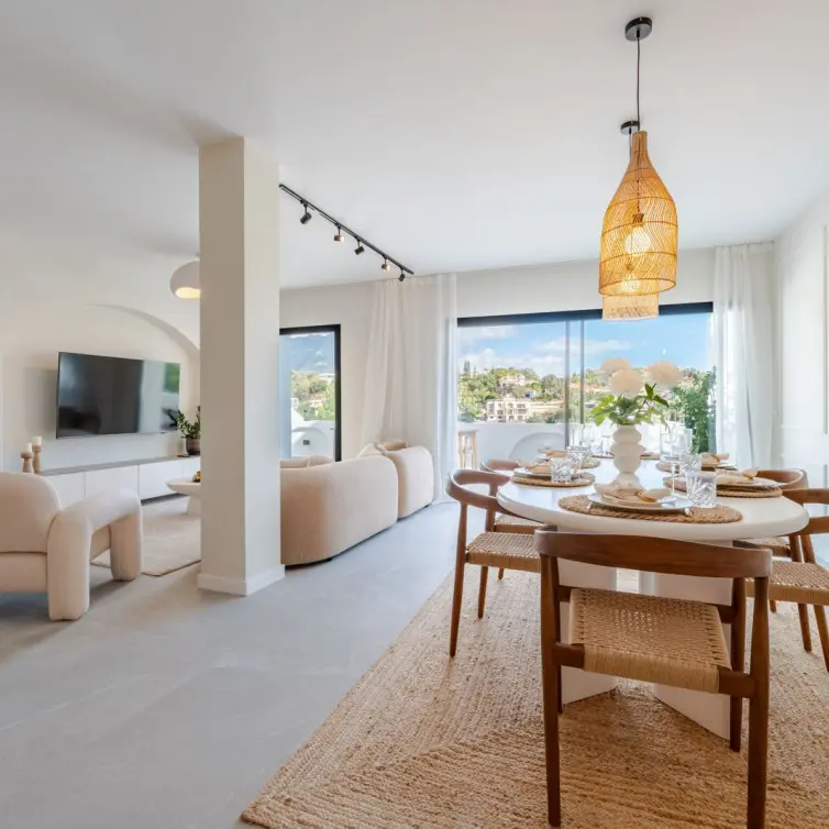 Sale of middle floor apartment in La Quinta