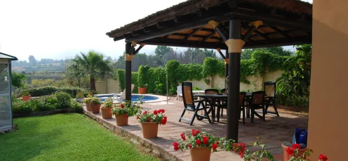 Sale of detached villa in Alhaurín de la Torre 2