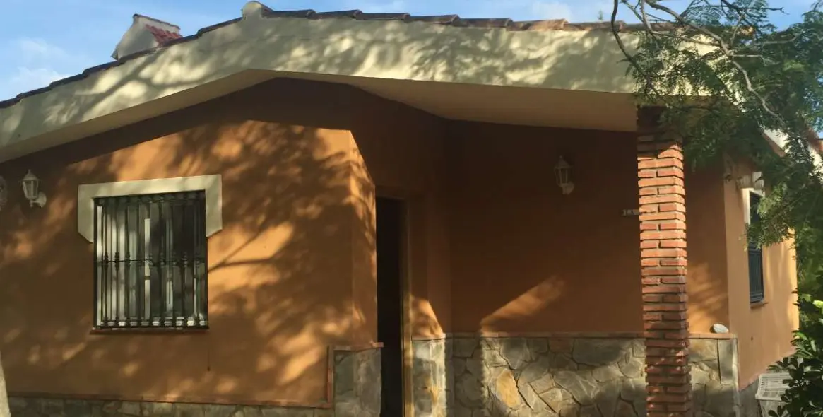 Продажа  отдельно стоящей виллы в Alhaurín de la Torre 25