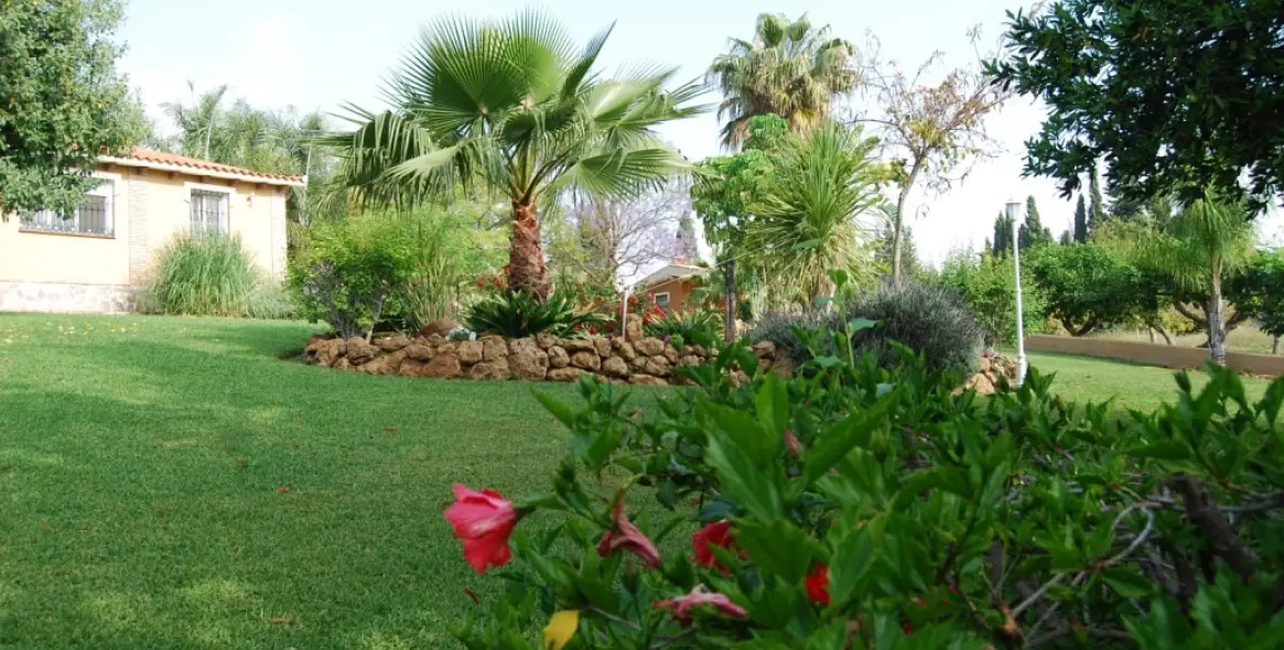 Продажа  отдельно стоящей виллы в Alhaurín de la Torre 34