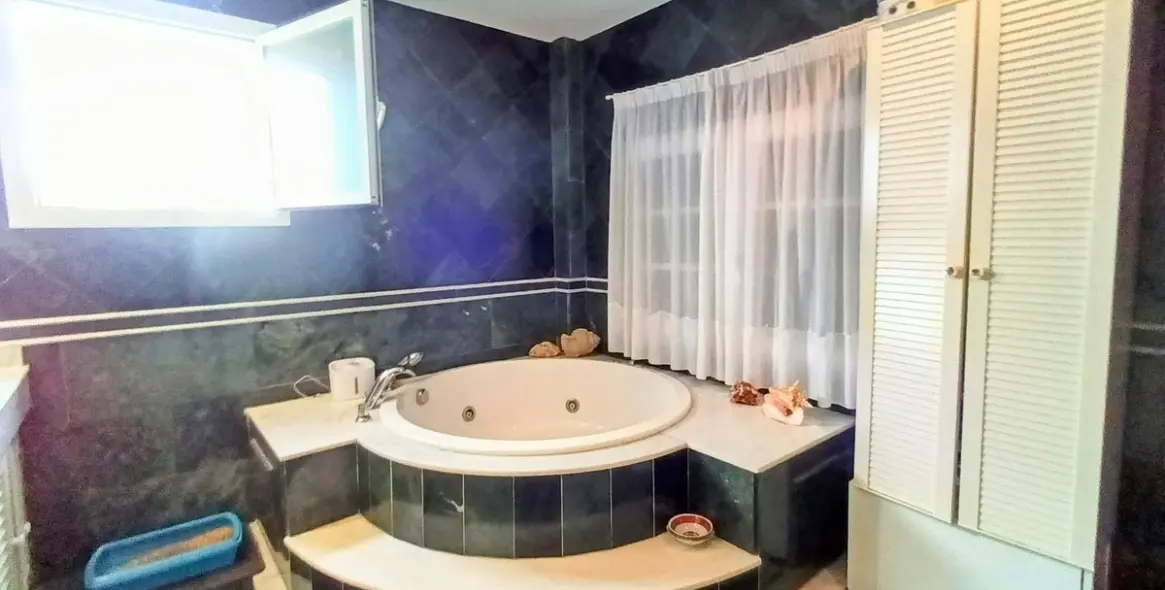 Sale of semi-detached house in Guadalmar 19