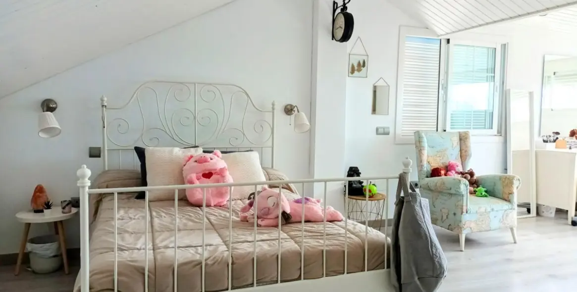 Продажа дома на две семьи в Guadalmar 30