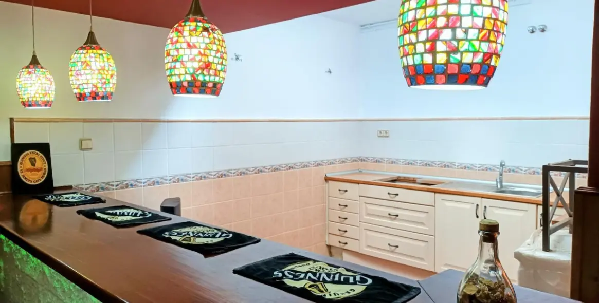 Продажа дома на две семьи в Guadalmar 48