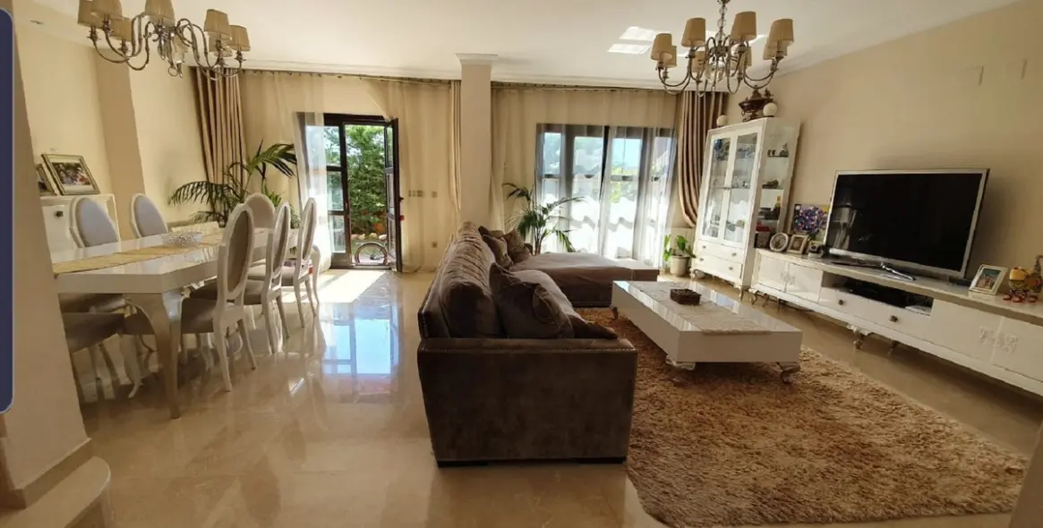 Sale of townhouse in San Pedro de Alcántara 6