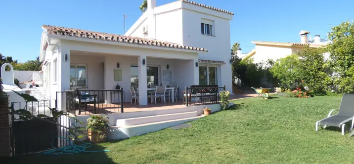 Oтдельно стоящая вилла R4237291 1