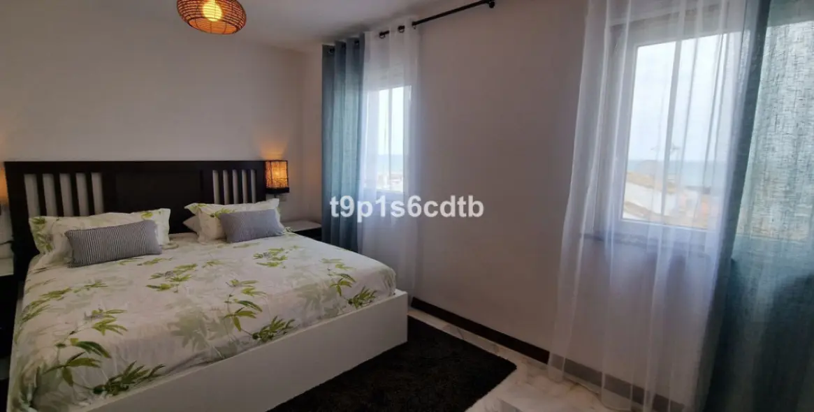Short-term rent of middle floor apartment in Puerto Banús 12