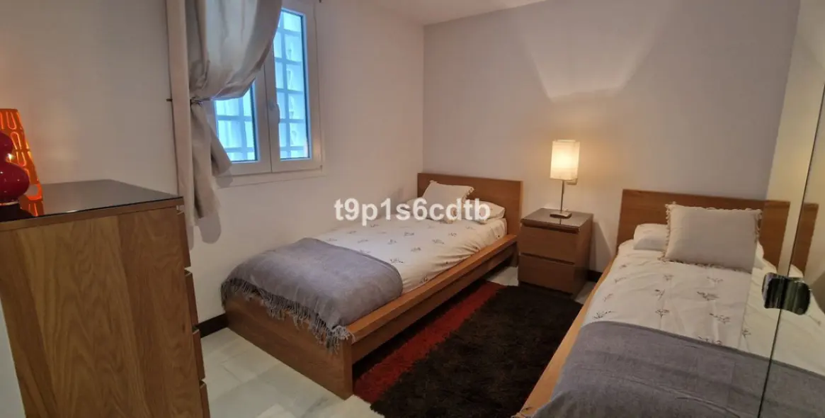 Short-term rent of middle floor apartment in Puerto Banús 25