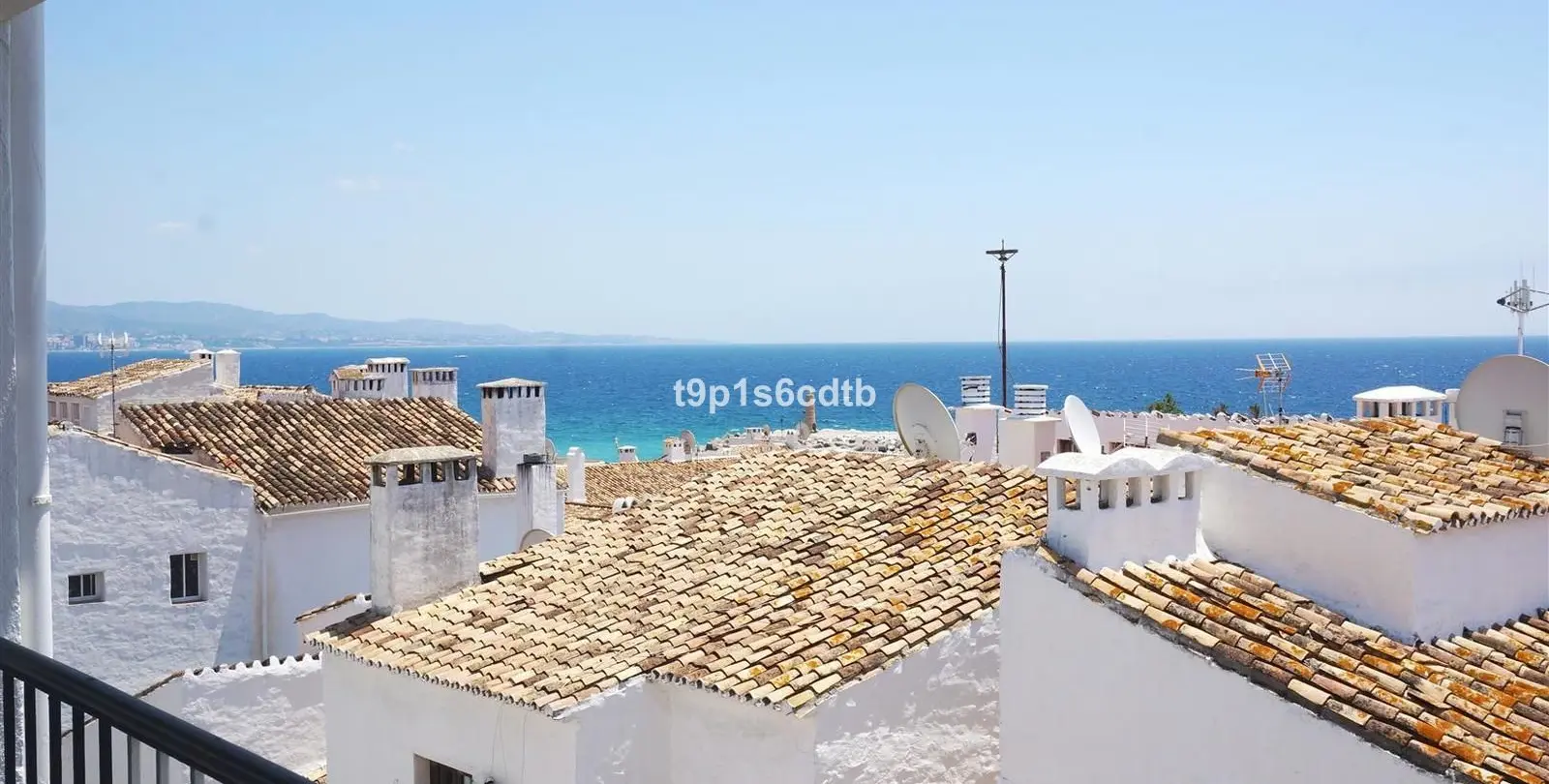 Long-term rent of middle floor apartment in Puerto Banús 3