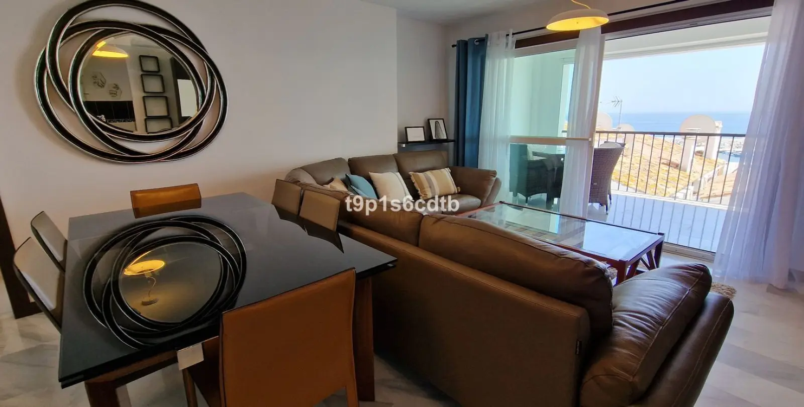 Long-term rent of middle floor apartment in Puerto Banús 10