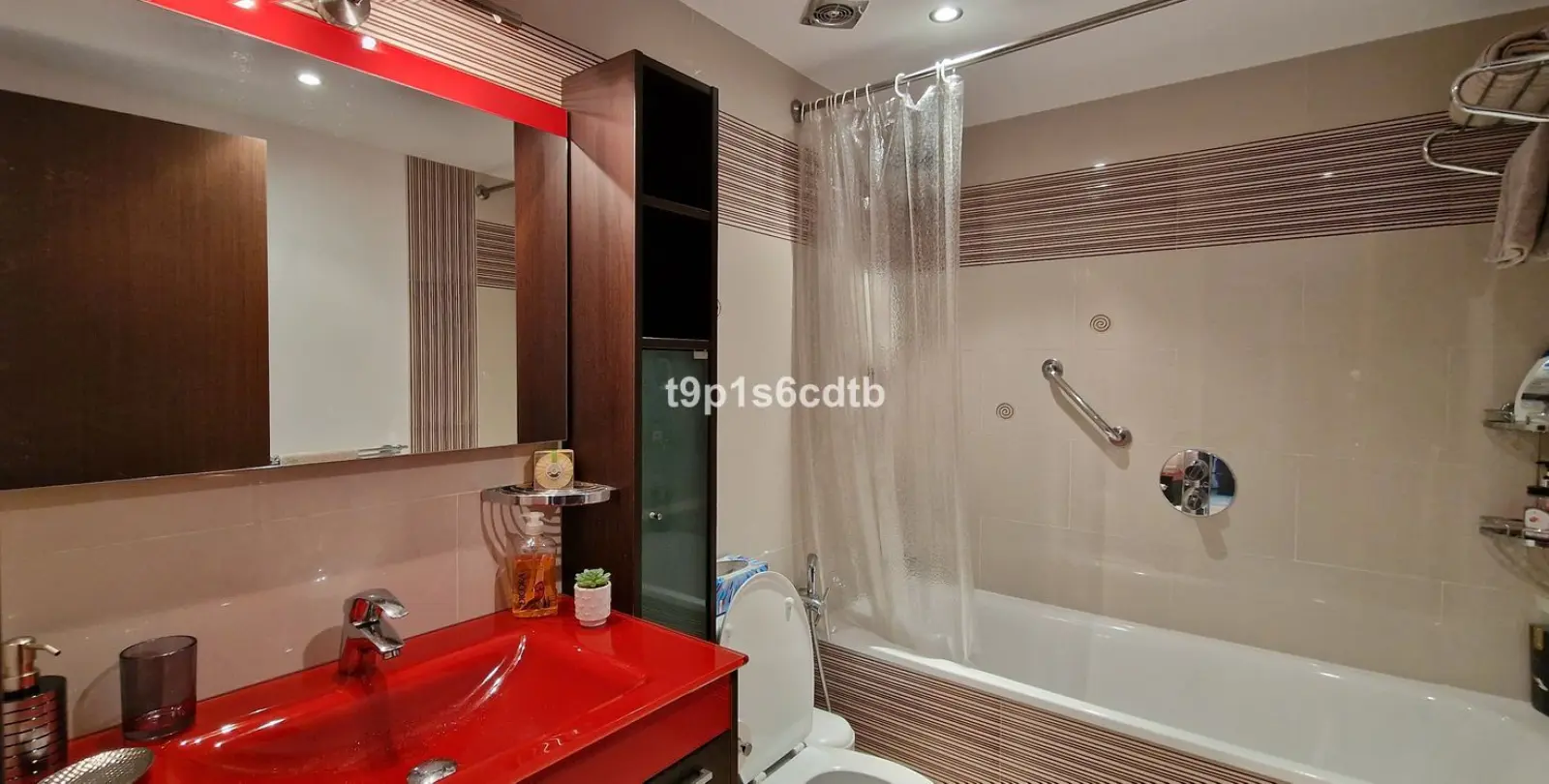 Long-term rent of middle floor apartment in Puerto Banús 26