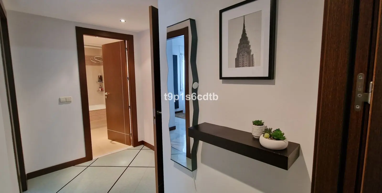 Long-term rent of middle floor apartment in Puerto Banús 32