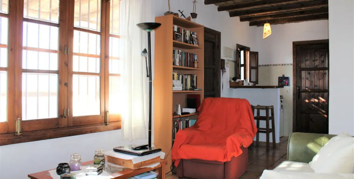 Sale of detached villa in Frigiliana 9