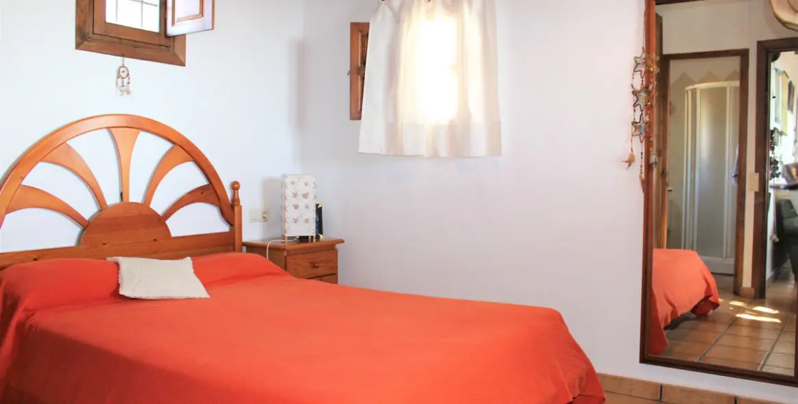 Sale of detached villa in Frigiliana 13