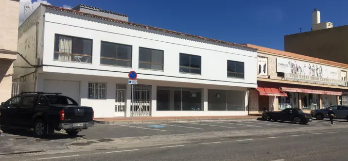 Venta de negocio en San Roque 0