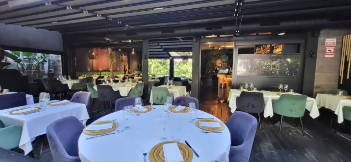 Venta de restaurante en Puerto Banús 0
