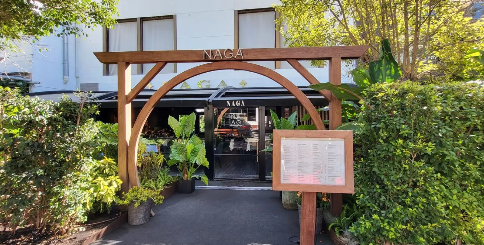 Sale of restaurant in Puerto Banús 3