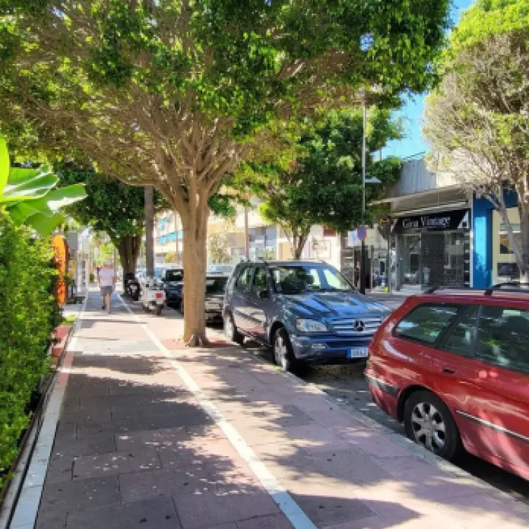 Sale of restaurant in Puerto Banús