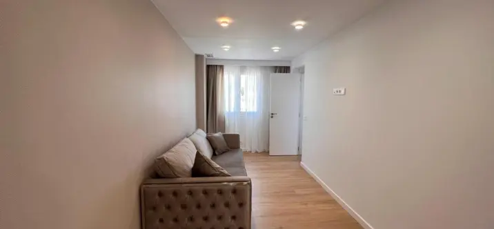 Продажа двухуровневого пентхауса в New Golden Mile 4