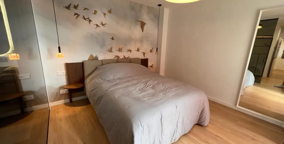 Продажа двухуровневого пентхауса в New Golden Mile 7