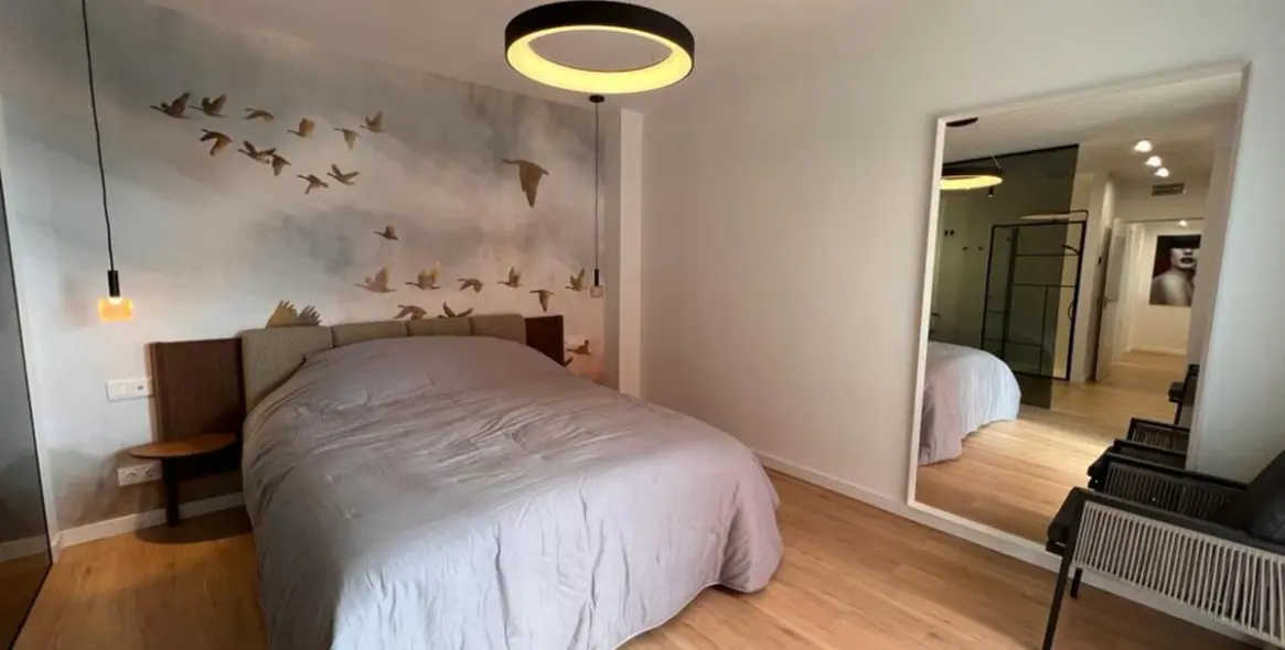 Продажа двухуровневого пентхауса в New Golden Mile 8