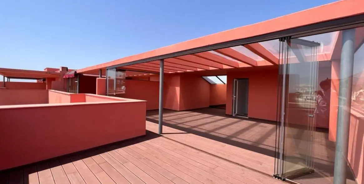 Venta de ático dúplex en New Golden Mile 24