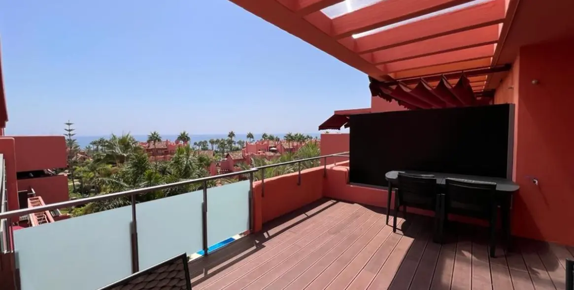 Venta de ático dúplex en New Golden Mile 25