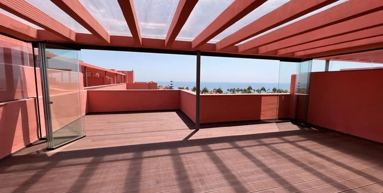 Sale of penthouse duplex in New Golden Mile 21