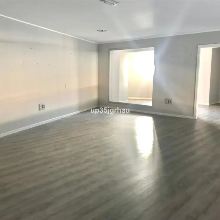 Venta de local comercial en Estepona