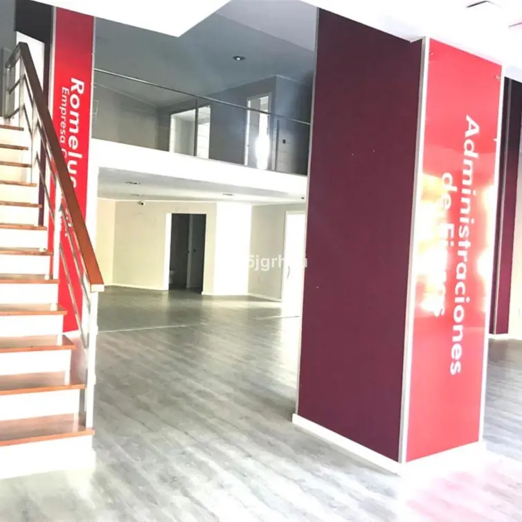 Venta de local comercial en Estepona