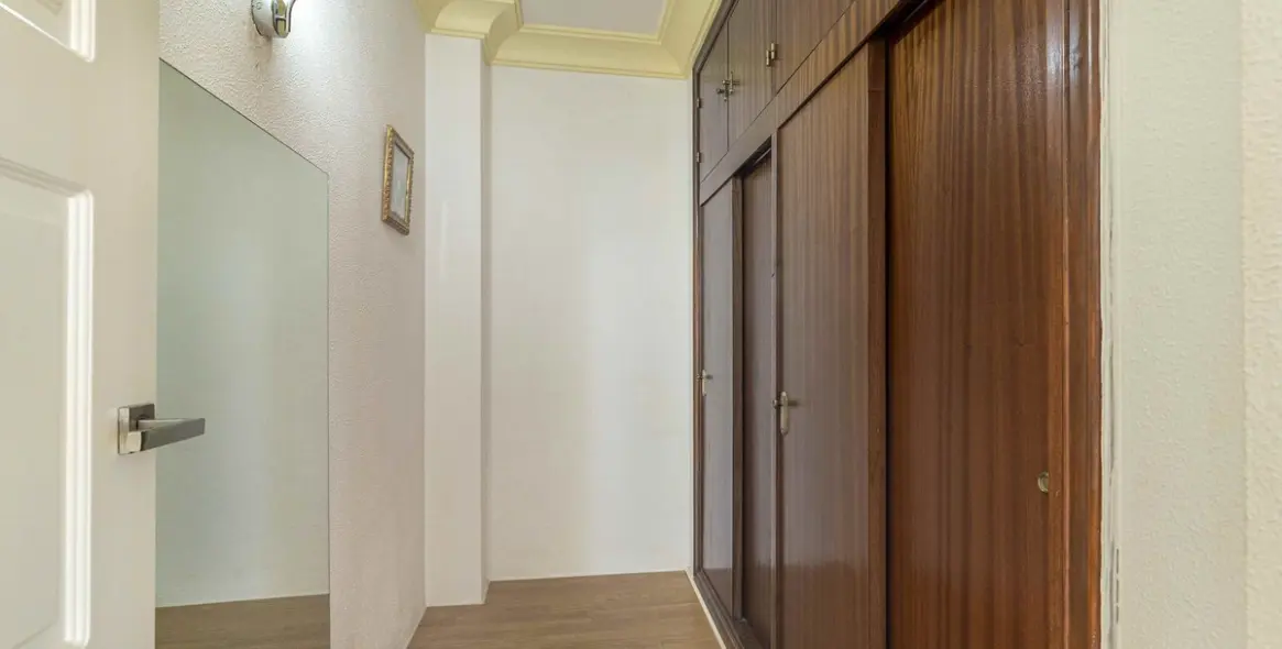 Sale of detached villa in Estepona 15