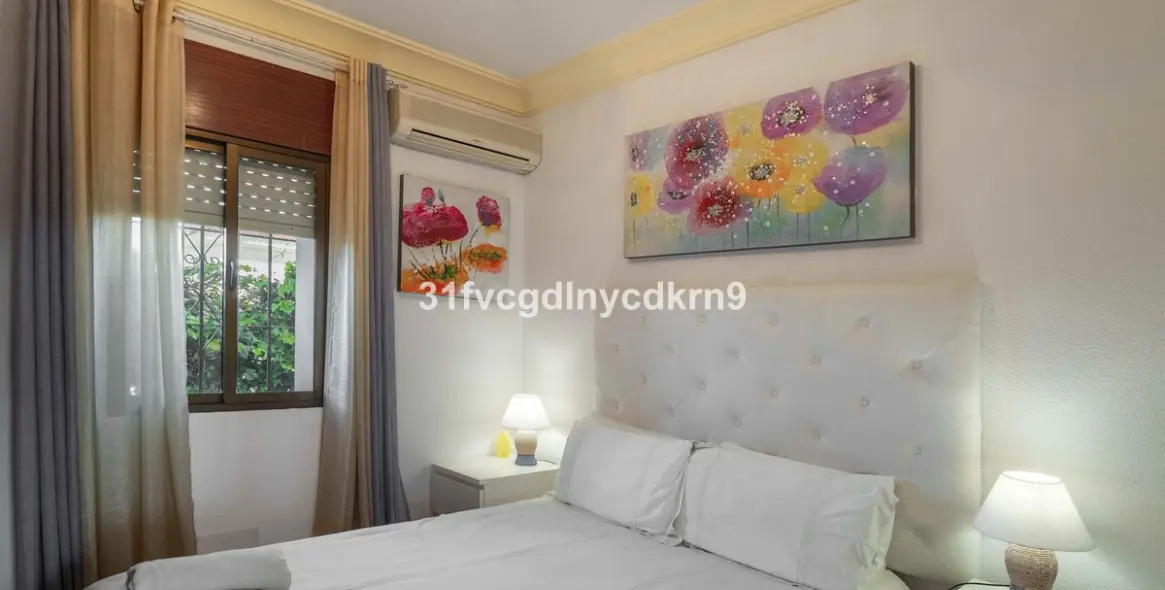 Sale of detached villa in Estepona 21