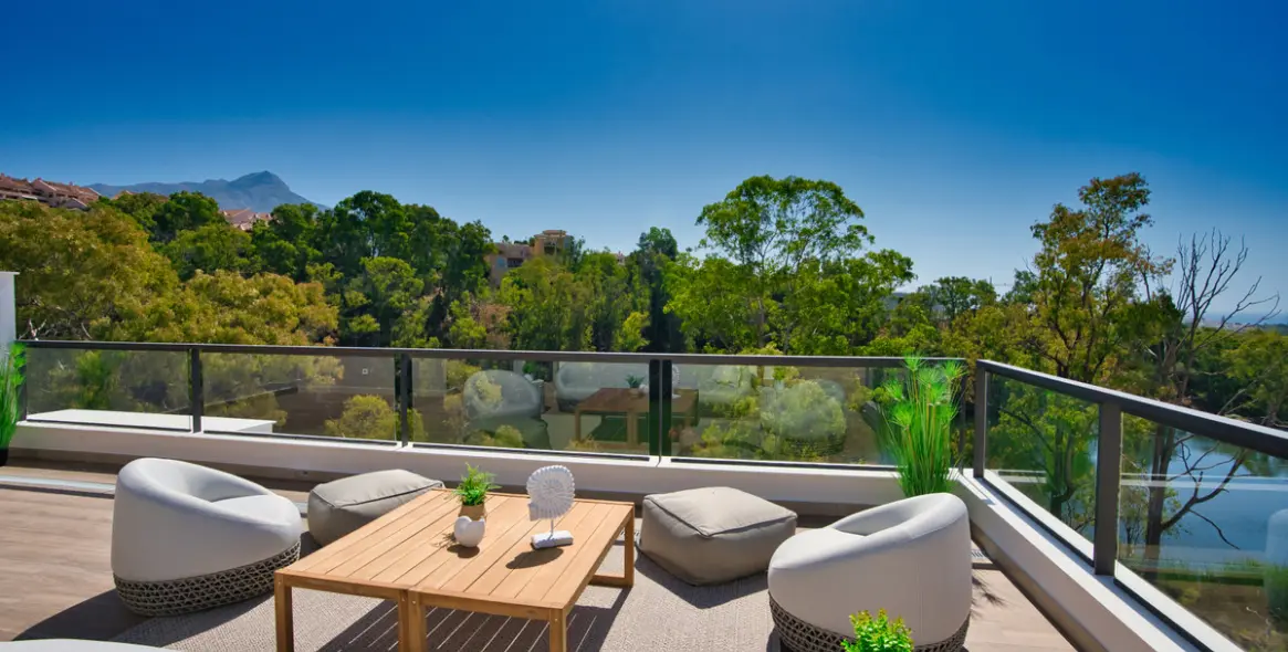 Продажа пентхауса в Nueva Andalucía 1