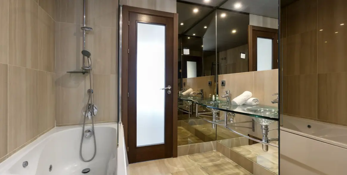 Продажа двухуровневого пентхауса в Estepona 9